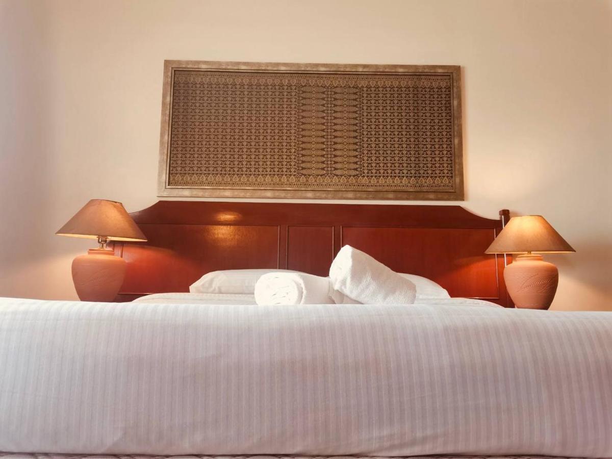 Seaview Deluxe Studio Couples Room S Tanjung Bungah (Penang) Ngoại thất bức ảnh