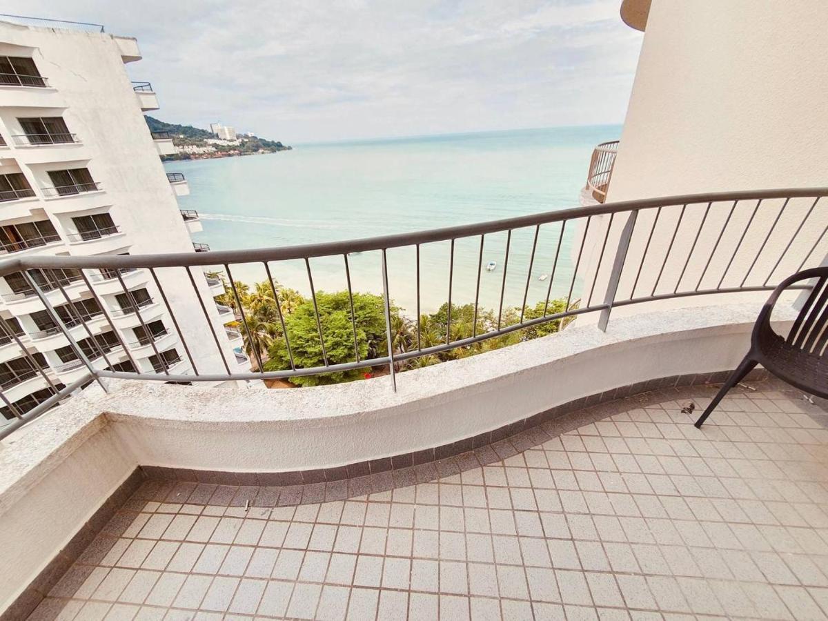 Seaview Deluxe Studio Couples Room S Tanjung Bungah (Penang) Ngoại thất bức ảnh