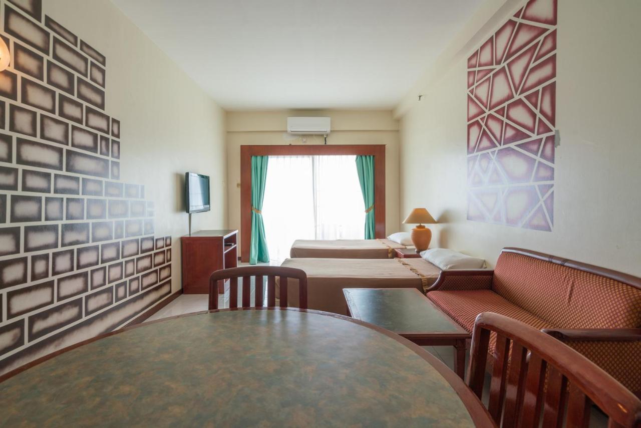 Seaview Deluxe Studio Couples Room S Tanjung Bungah (Penang) Ngoại thất bức ảnh