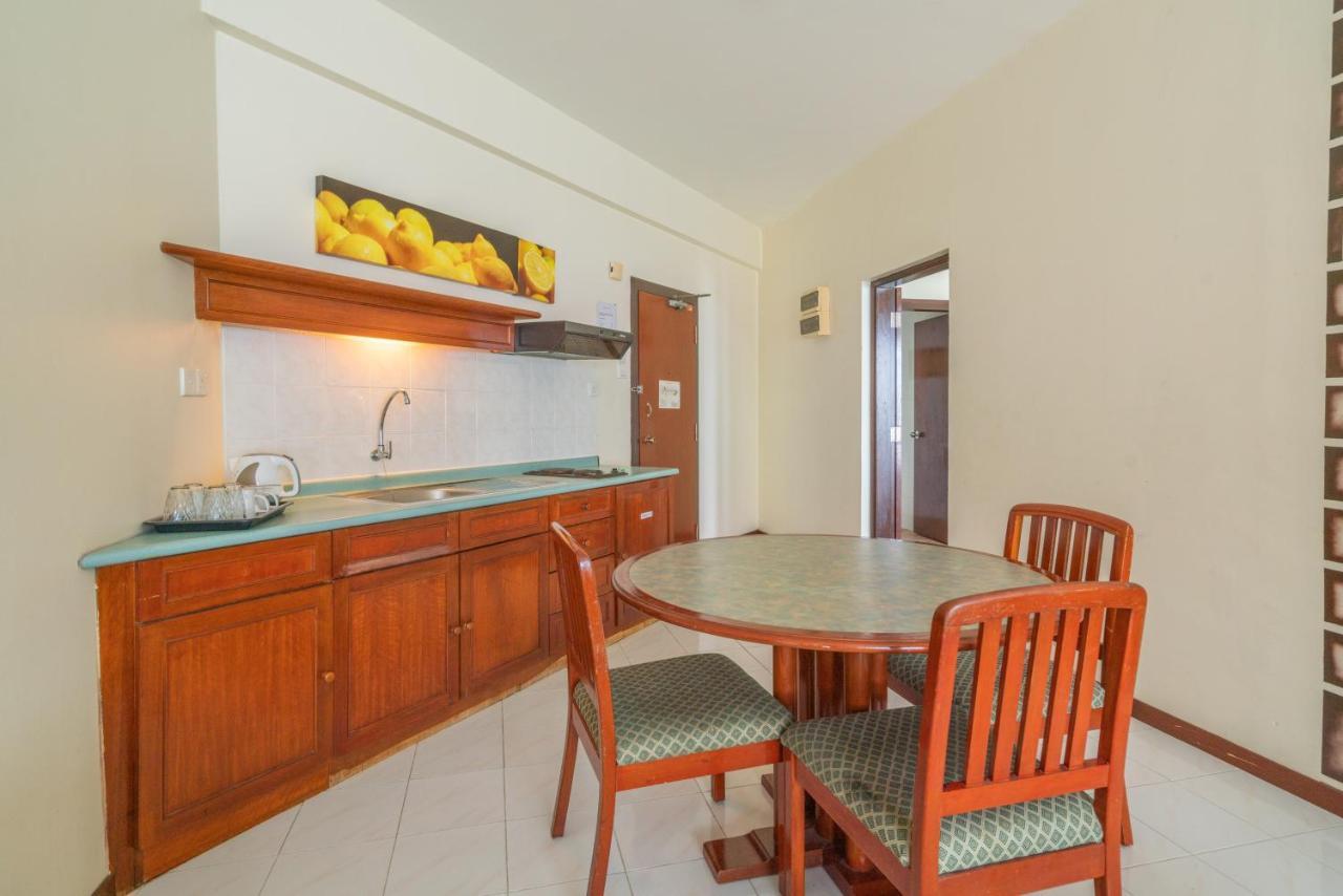 Seaview Deluxe Studio Couples Room S Tanjung Bungah (Penang) Ngoại thất bức ảnh