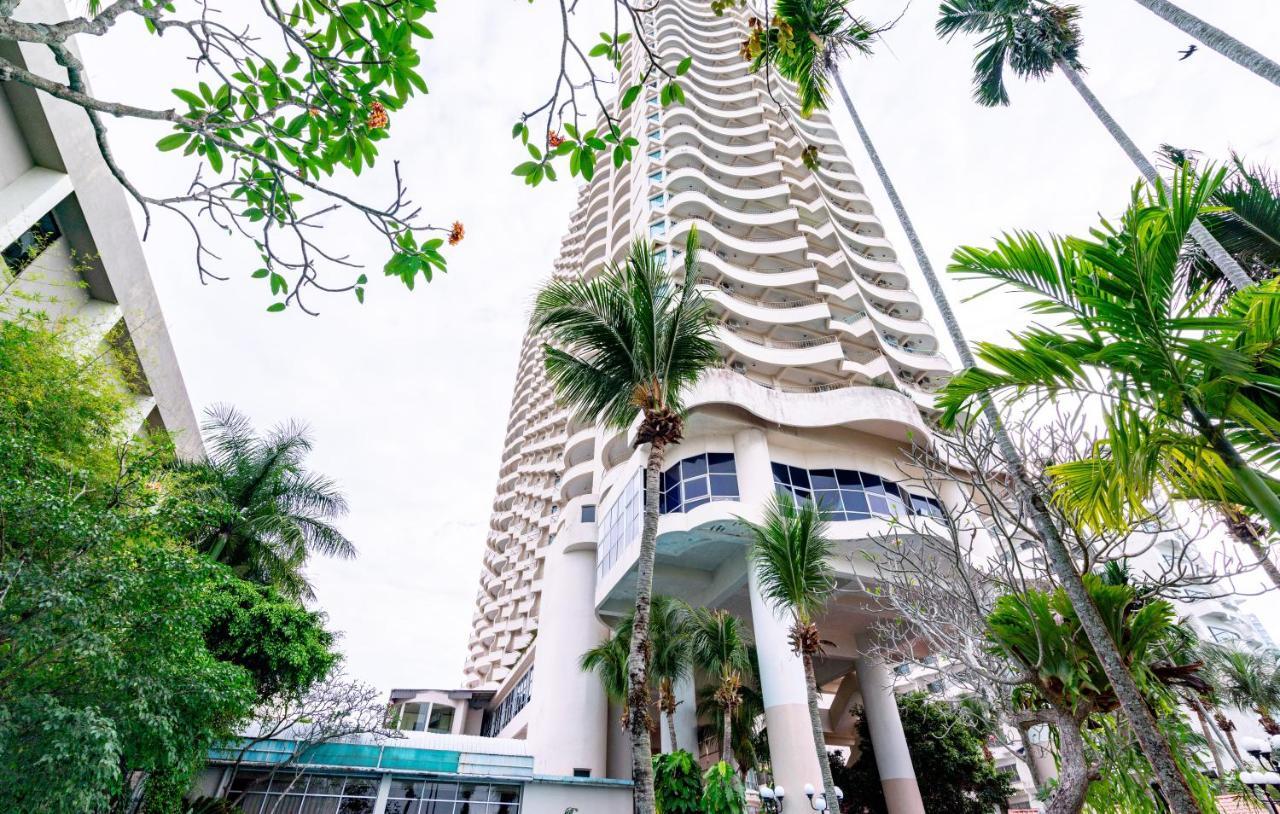 Seaview Deluxe Studio Couples Room S Tanjung Bungah (Penang) Ngoại thất bức ảnh