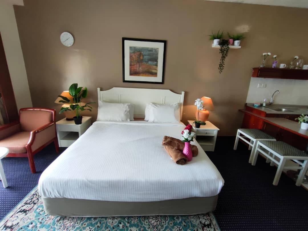 Seaview Deluxe Studio Couples Room S Tanjung Bungah (Penang) Ngoại thất bức ảnh