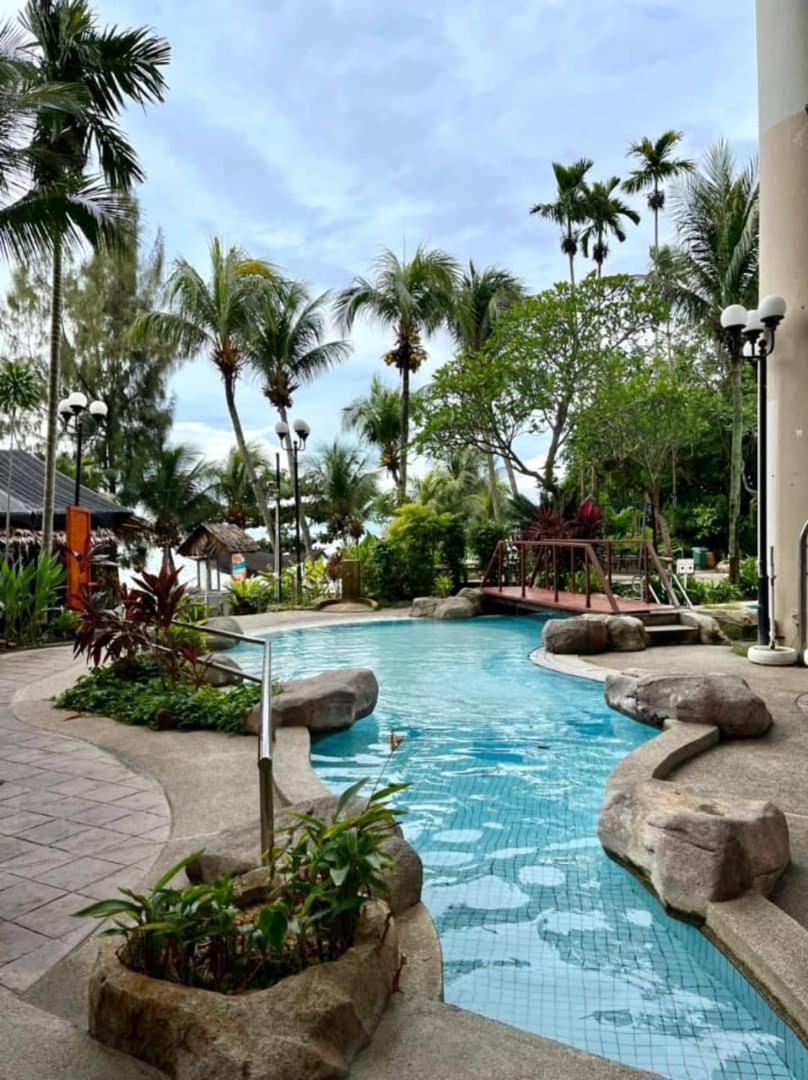 Seaview Deluxe Studio Couples Room S Tanjung Bungah (Penang) Ngoại thất bức ảnh